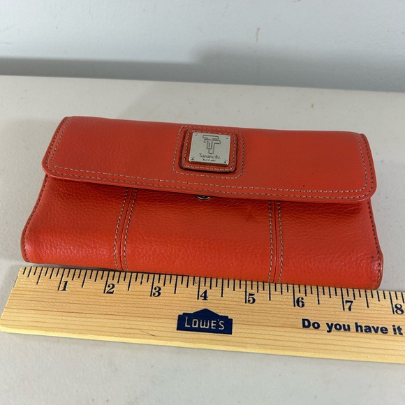 Tignanello burnt orange wallet - Picture 8 of 9